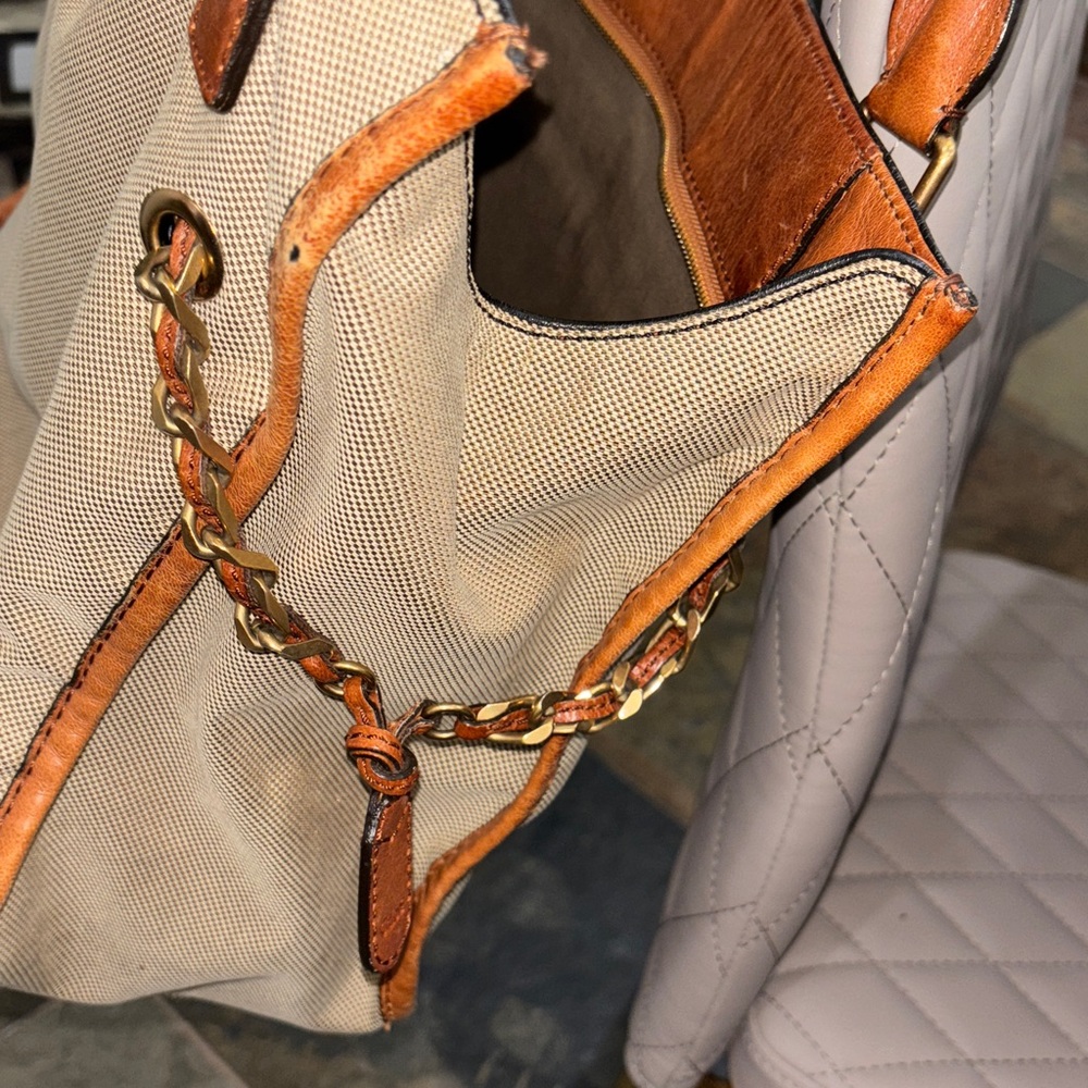 Chloe Tan and Beige Tote Bag - Picture 6 of 6